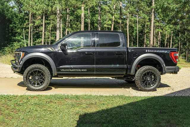 Used 2022 Ford F150 Raptor w/ Equipment Group 801A High AWD/4WD image 3