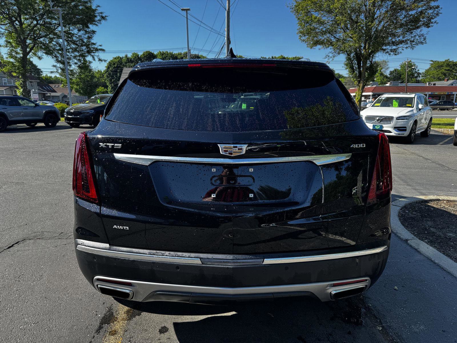 Used 2023 Cadillac XT5 Premium Luxury w/ Technology Package AWD/4WD image 5