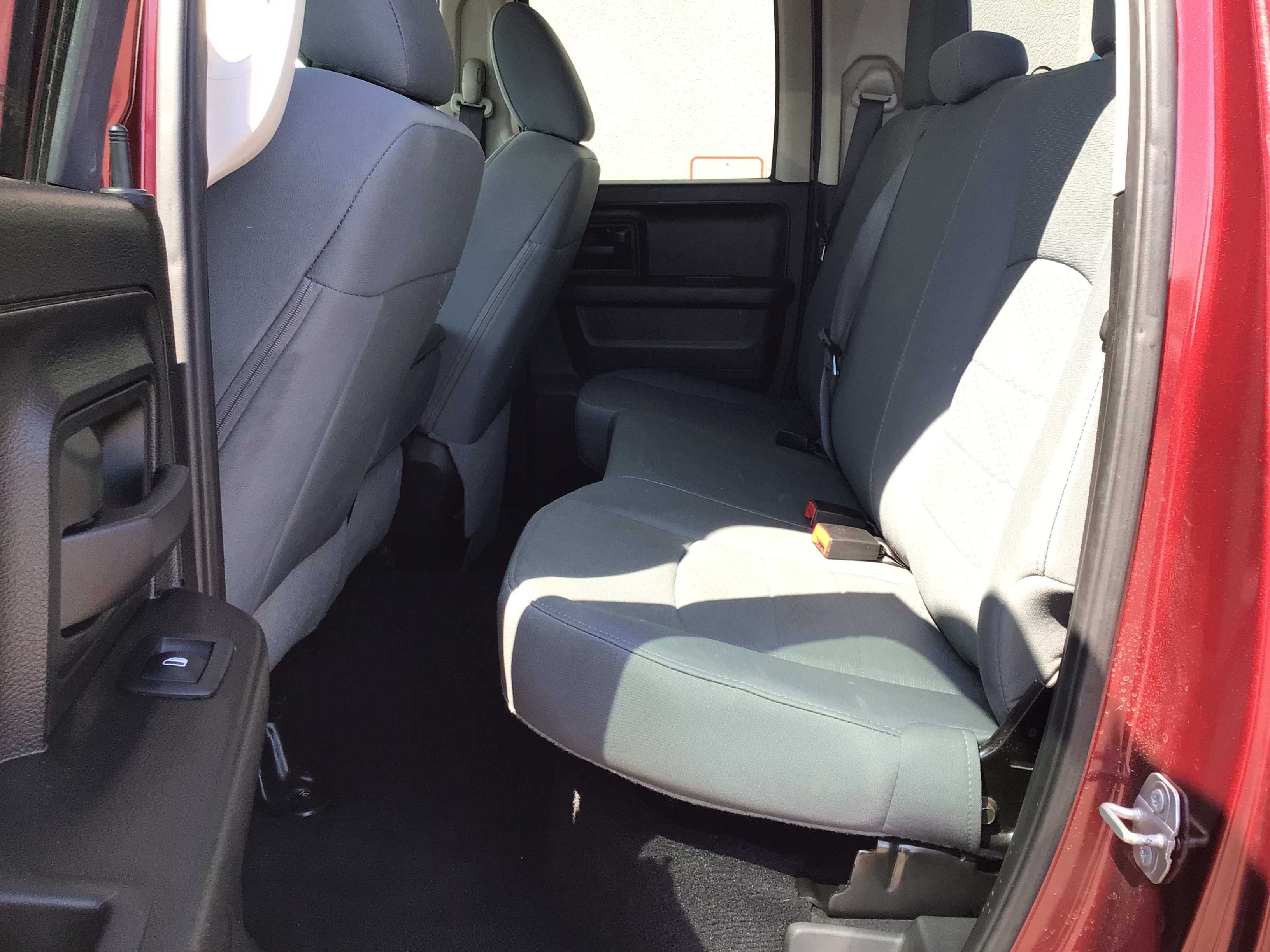 Used 2019 RAM 1500 Express w/ Express Value Package AWD/4WD image 8