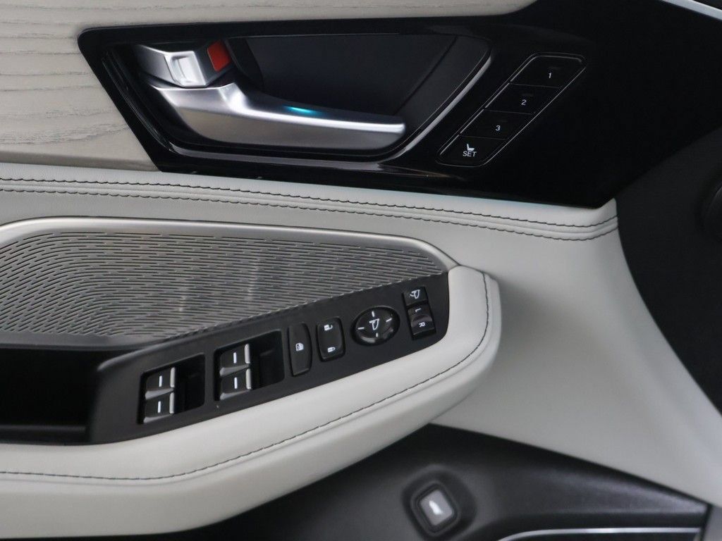 Used 2022 Acura MDX SH-AWD w/ Advance Package image 40