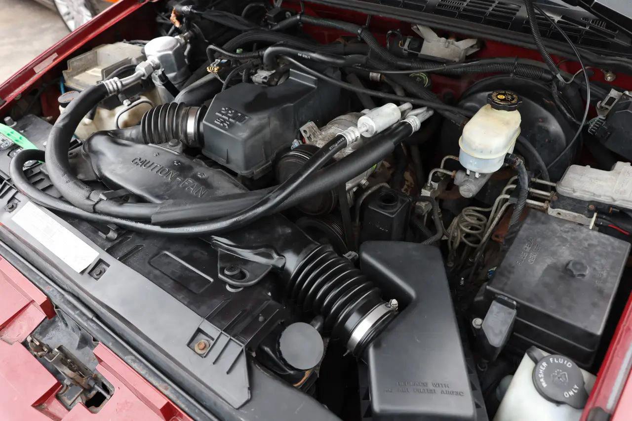 Used 2000 GMC Sonoma SLS w/ SLS Super Spec Pkg 1 image 35