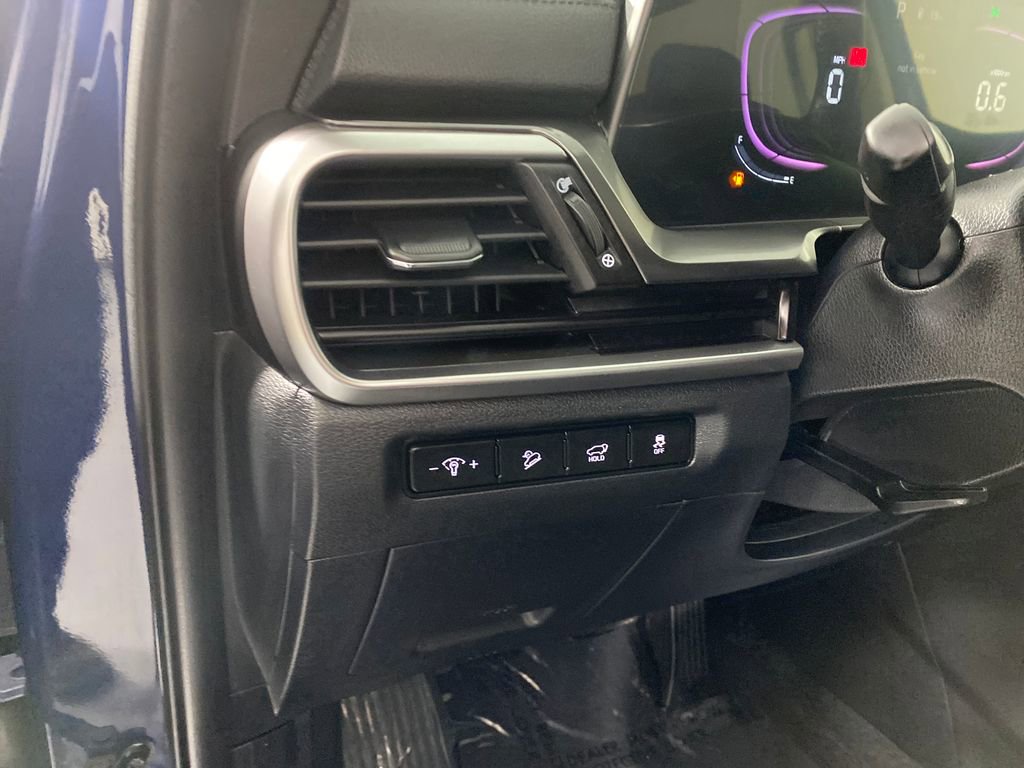 Used 2025 Kia Telluride S image 13