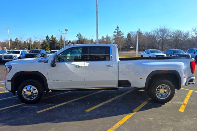 New 2026 GMC Sierra 3500 Denali w/ Denali Reserve Package image 5