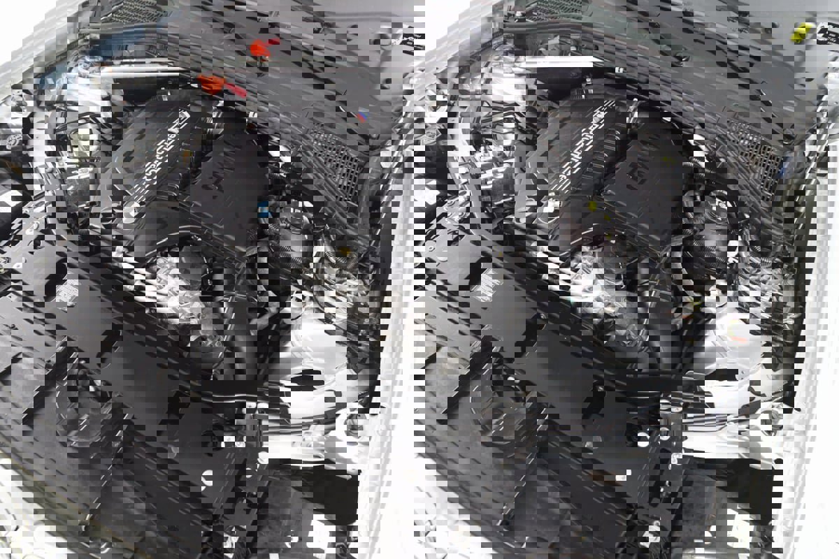 Used 2018 BMW X4 M40i image 19