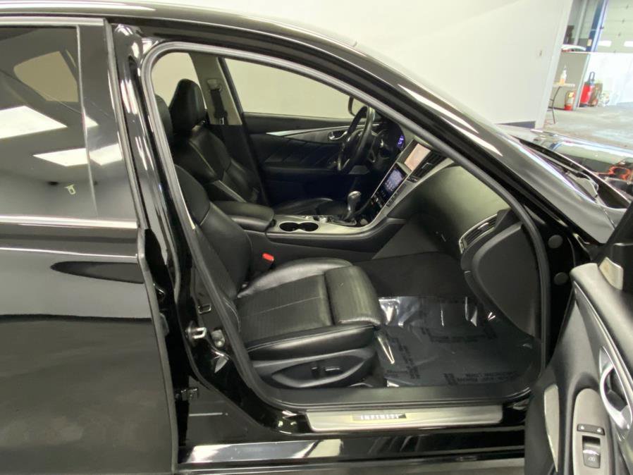 Used 2017 INFINITI Q50 Red Sport 400 image 23