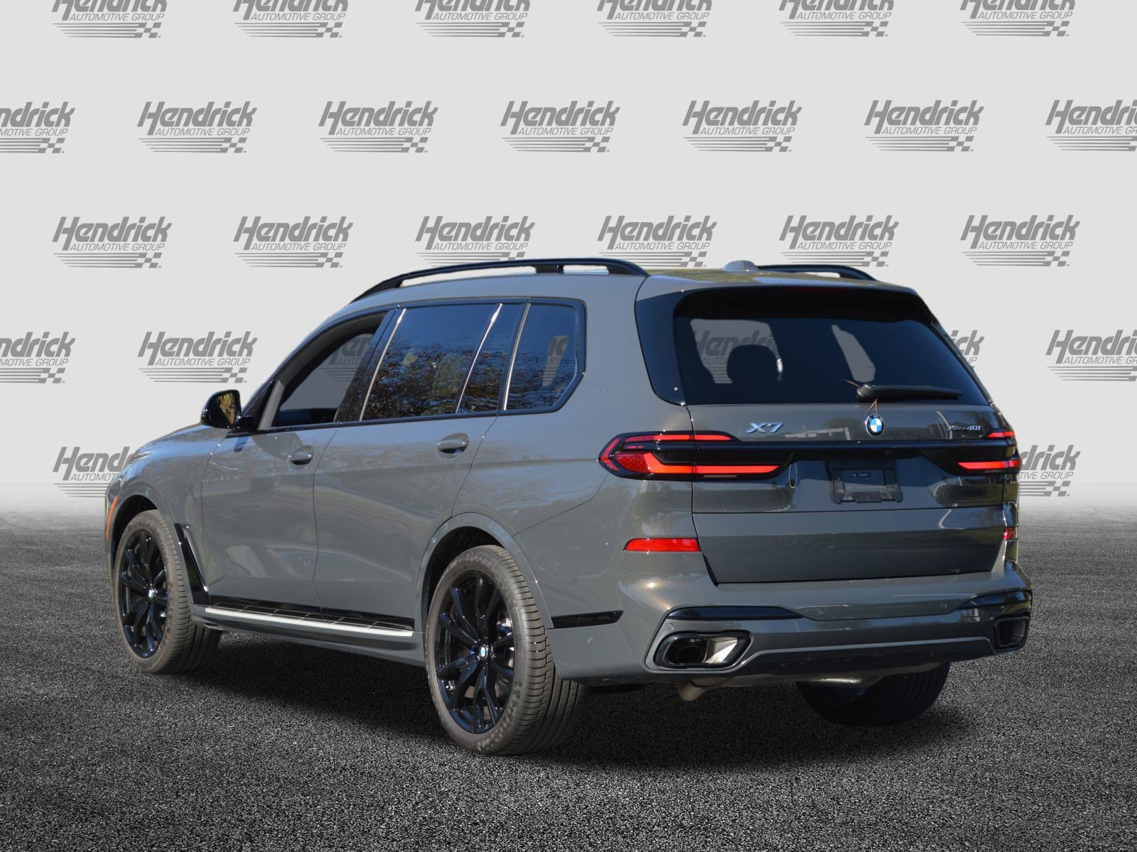 Certified 2025 BMW X7 xDrive40i image 9