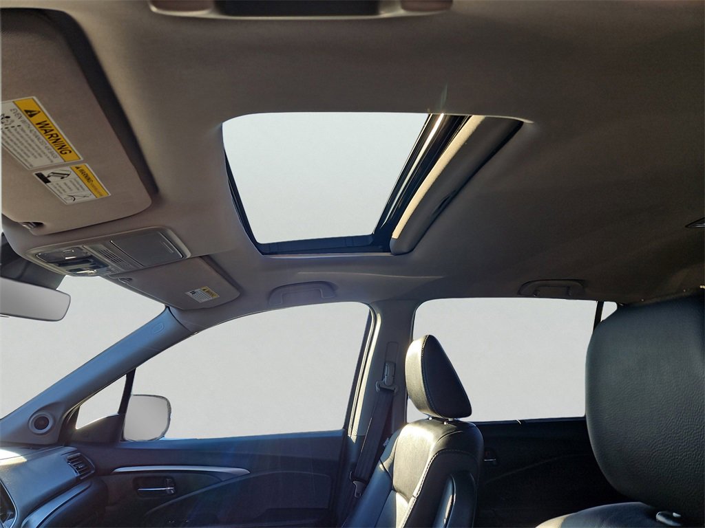 Certified 2022 Honda Pilot Special Edition image 15