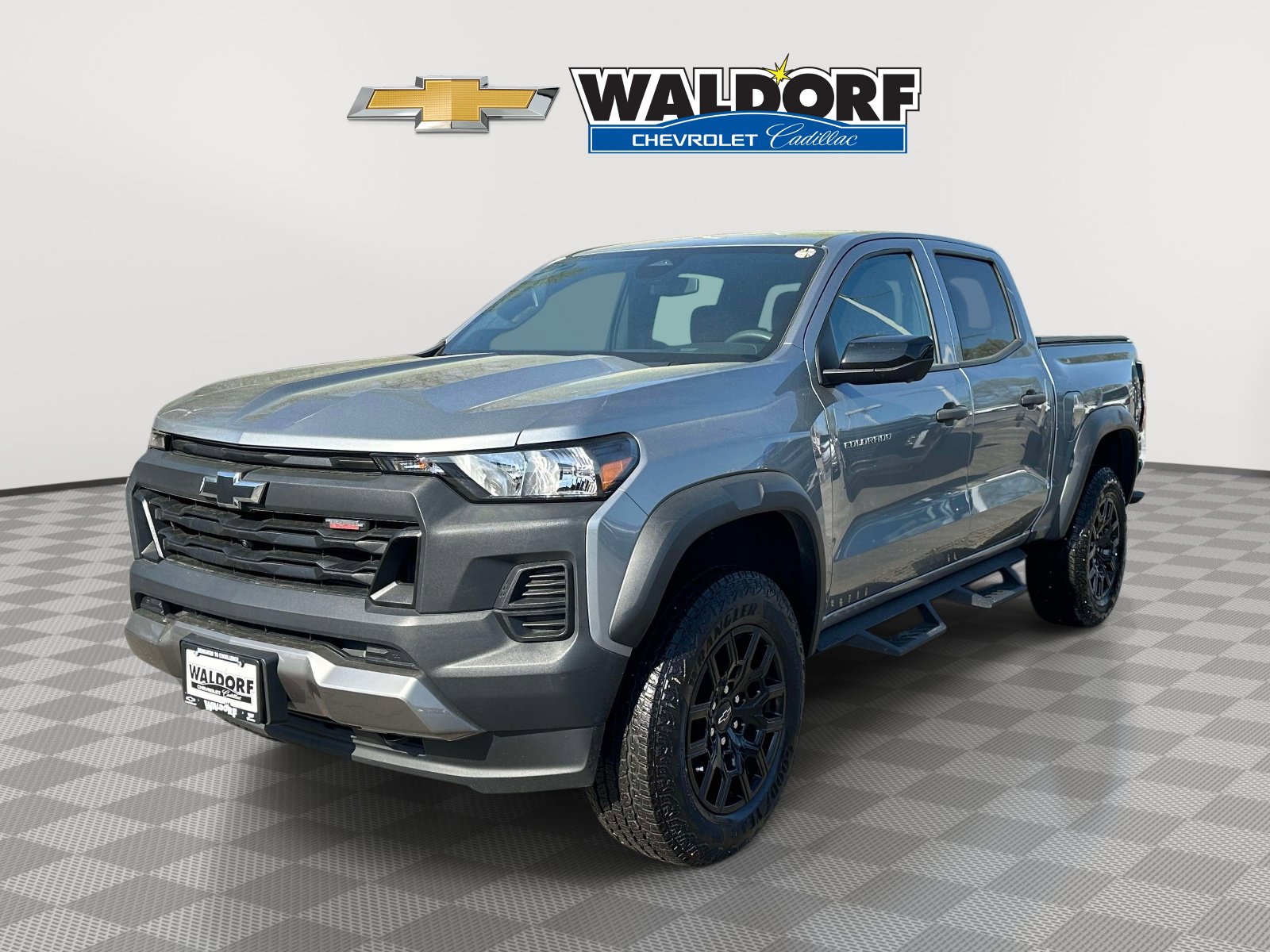 Used 2024 Chevrolet Colorado Trail Boss w/ Technology Package image 3
