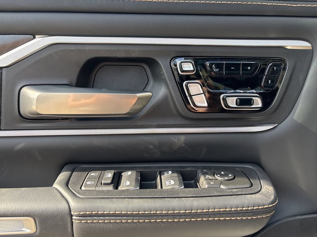 New 2026 RAM 1500 Tungsten AWD/4WD image 17