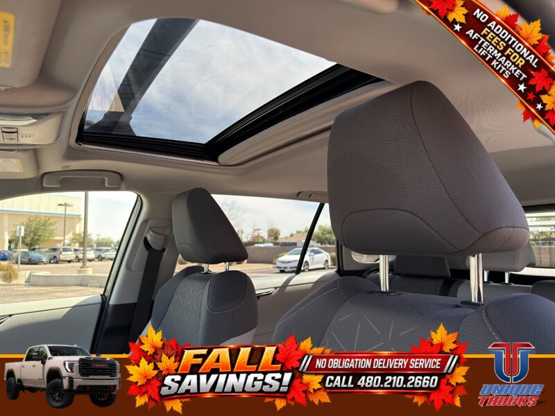 Used 2025 Toyota RAV4 XLE w/ Convenience Package AWD/4WD image 19