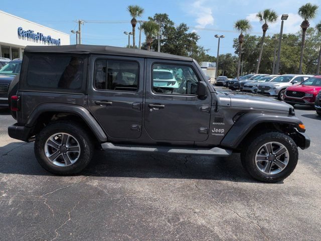 Used 2019 Jeep Wrangler Unlimited Sahara w/ Dual Top Group AWD/4WD image 3