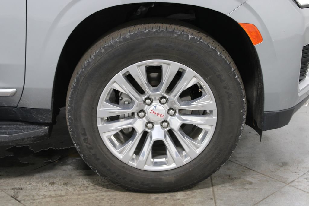 Used 2024 GMC Yukon XL Denali image 14