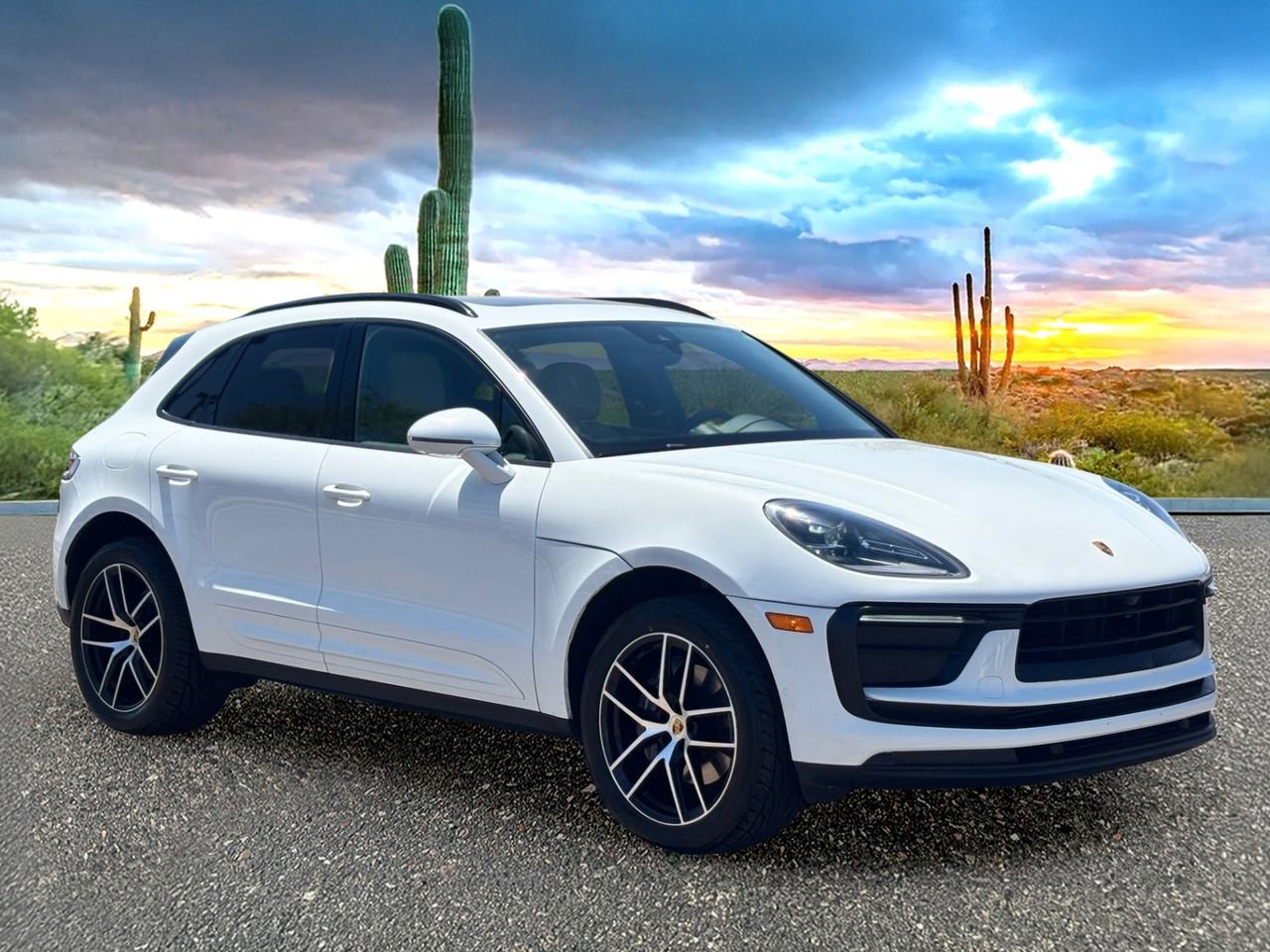 Used 2022 Porsche Macan AWD/4WD image 7