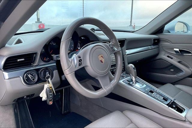 Used 2014 Porsche 911 Carrera S image 7