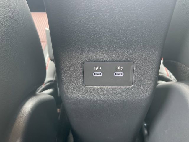 New 2025 Nissan Kicks SR image 13