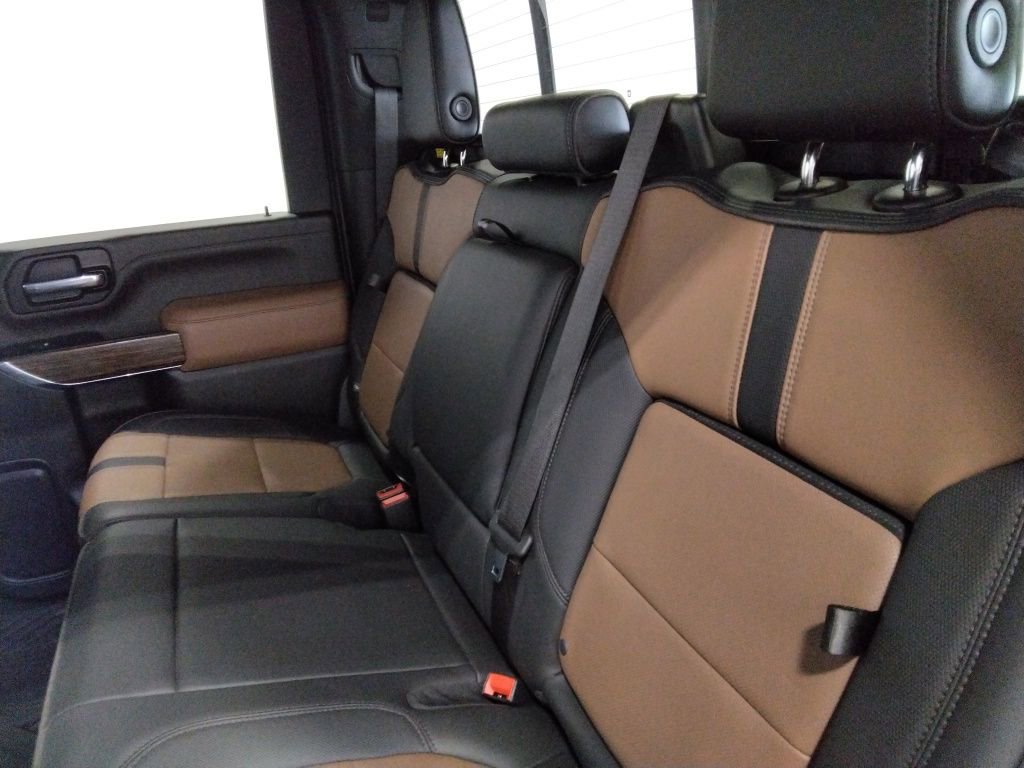 Used 2023 Chevrolet Silverado 2500 High Country w/ Technology Package image 41