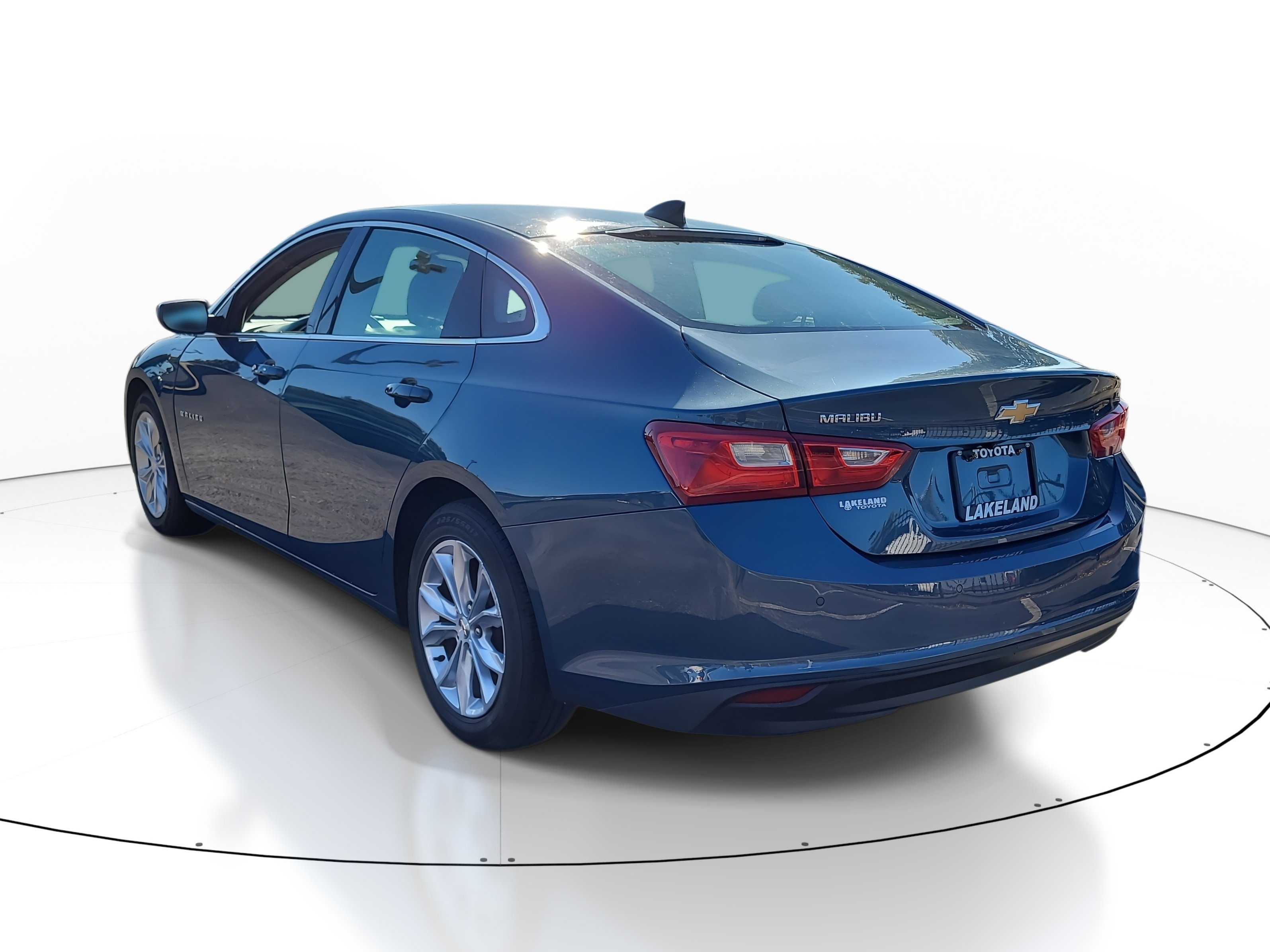 Used 2024 Chevrolet Malibu LT image 5