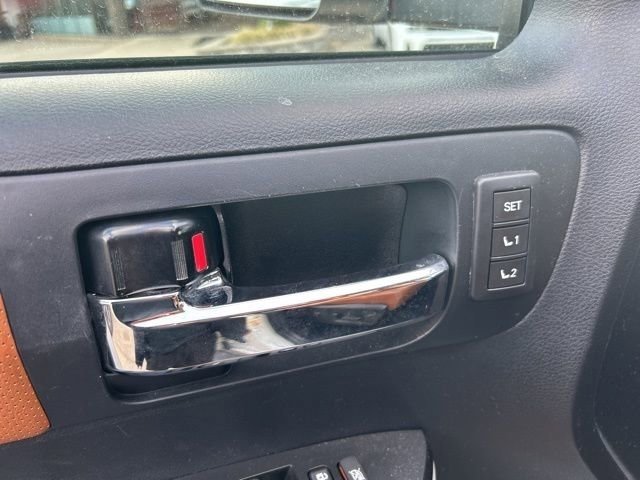 Used 2019 Toyota Tundra 1794 Edition image 17