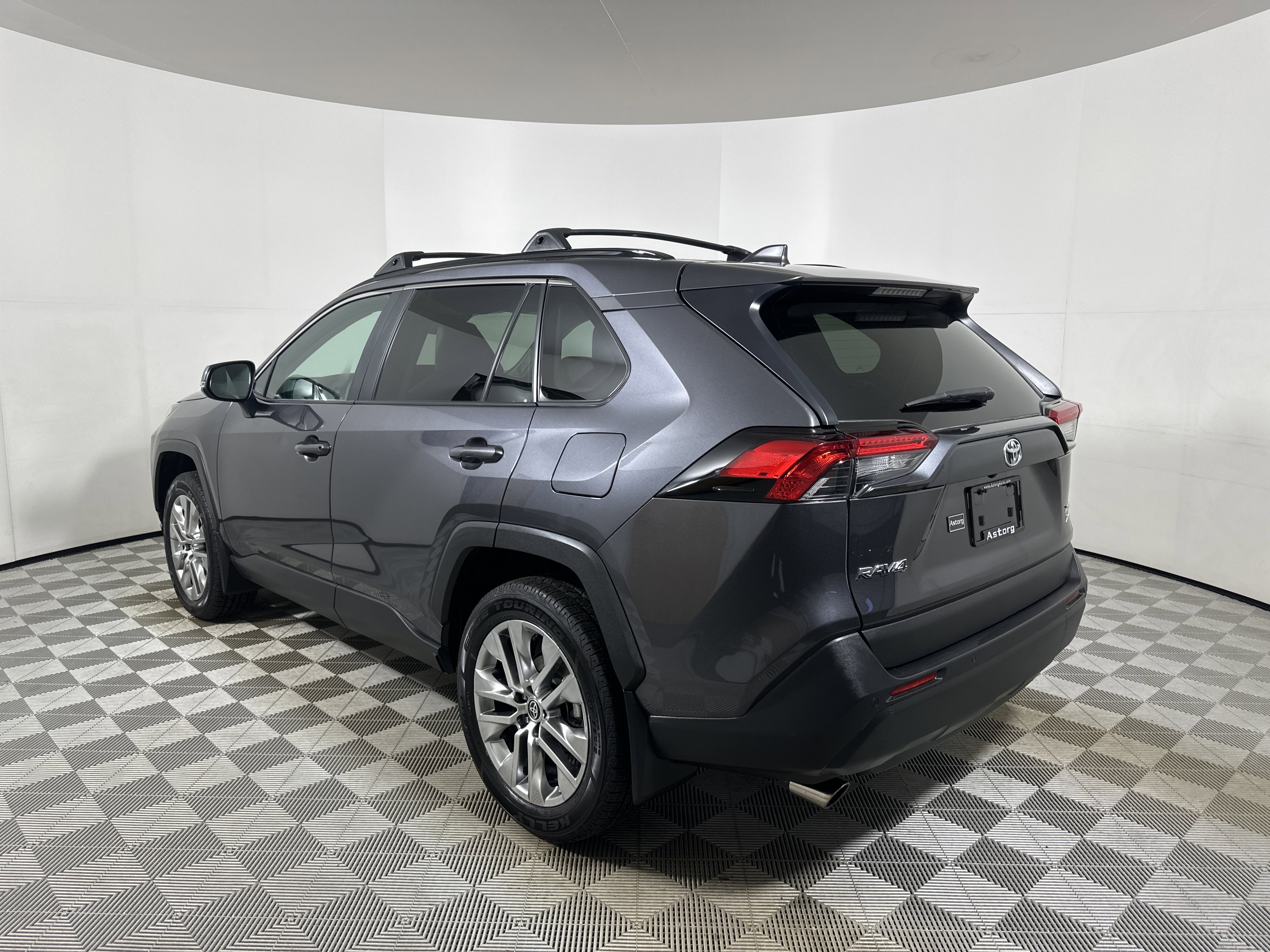 Used 2024 Toyota RAV4 XLE Premium w/ Weather Package image 5