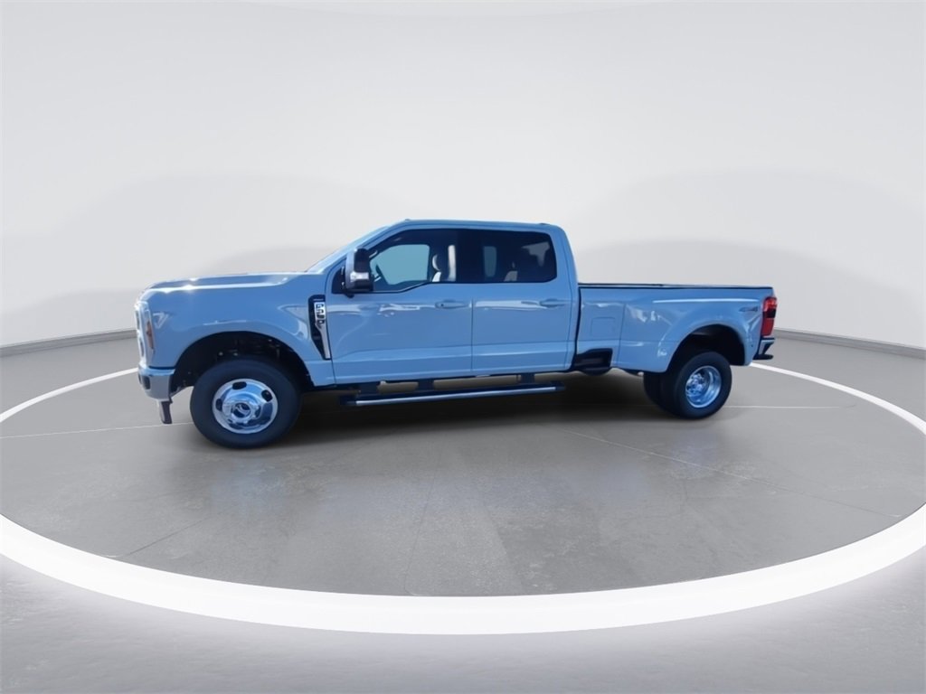 New 2026 Ford F350 Lariat image 4