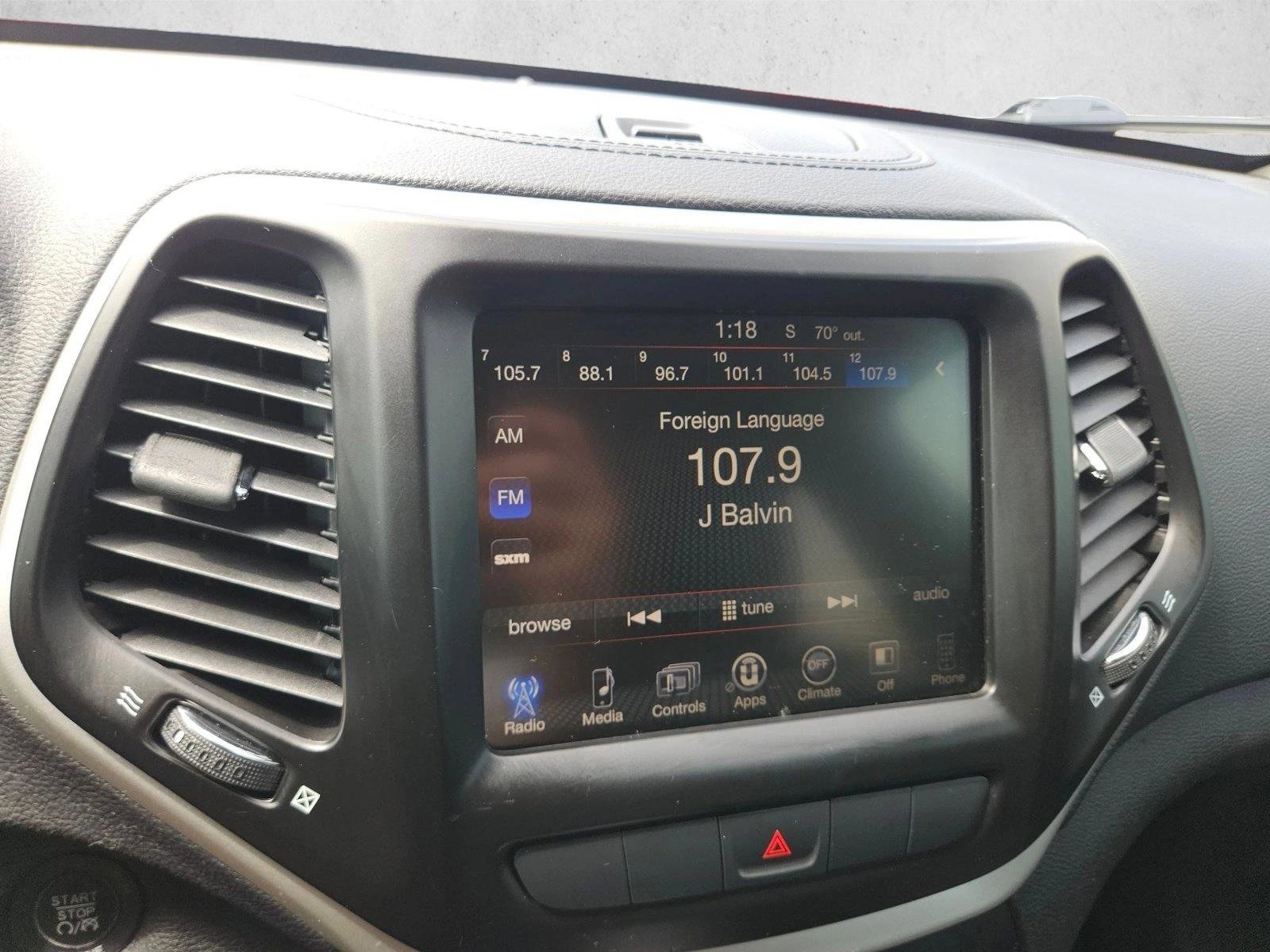 Used 2014 Jeep Cherokee Latitude w/ Comfort/Convenience Group FWD image 19