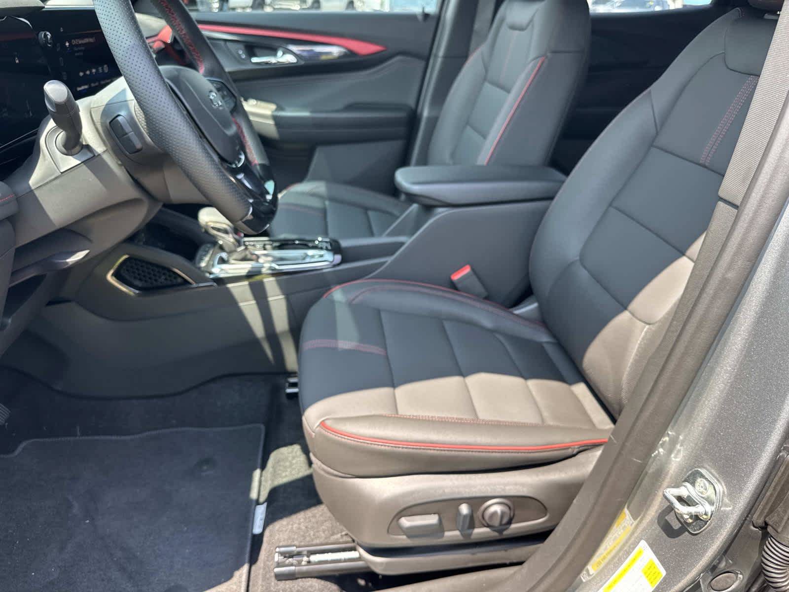 New 2026 Chevrolet TrailBlazer RS w/ Convenience Package FWD image 11