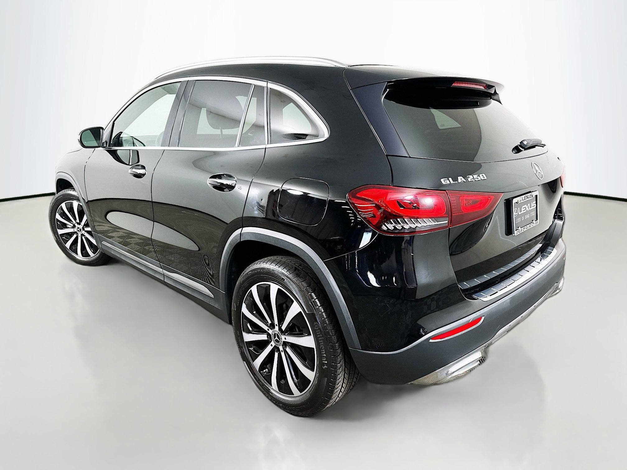 Used 2021 Mercedes-Benz GLA 250 4MATIC image 5