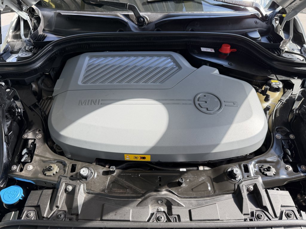 Used 2023 MINI Cooper SE image 36