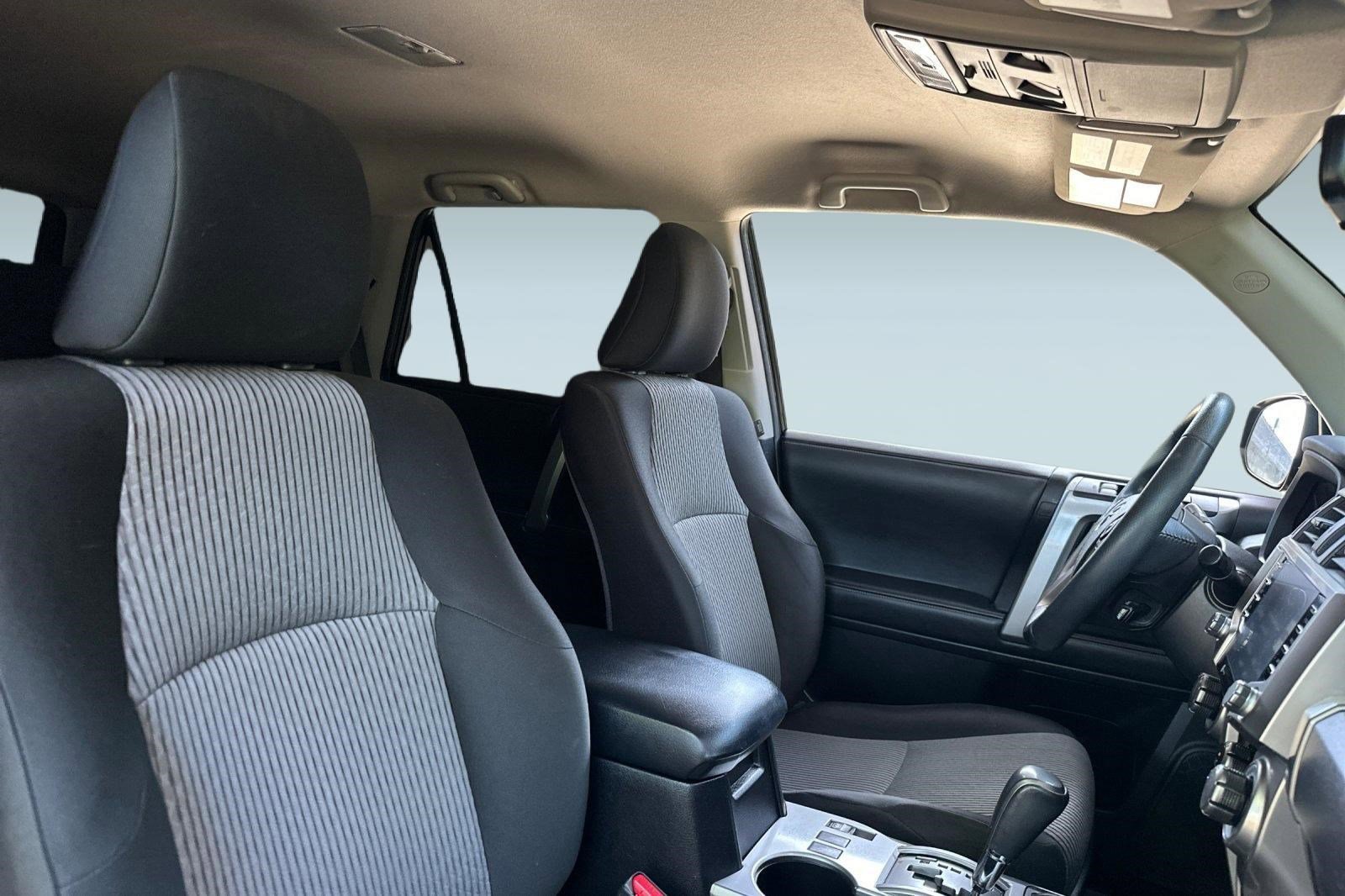 Used 2021 Toyota 4Runner SR5 RWD image 31