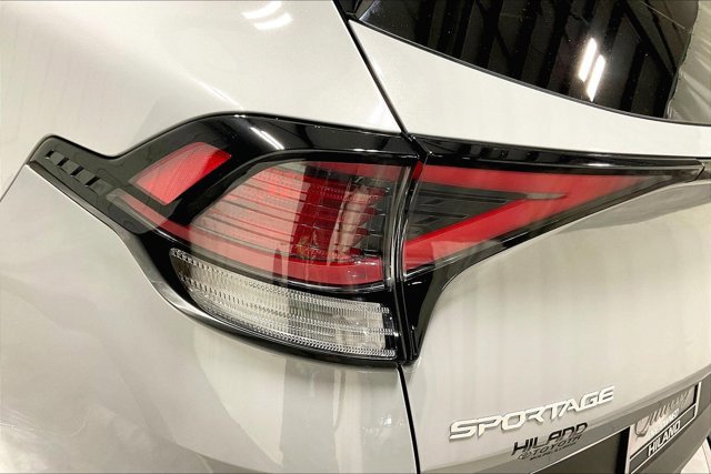Used 2024 Kia Sportage X-Line w/ X-Line Premium Package AWD/4WD image 29