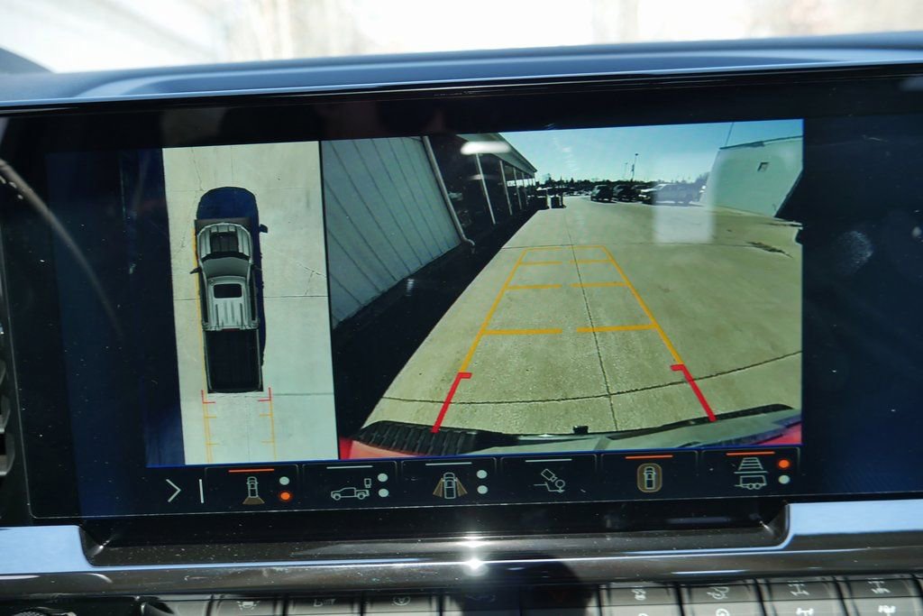 New 2026 Chevrolet Silverado 1500 ZR2 w/ Dark Appearance Package image 17