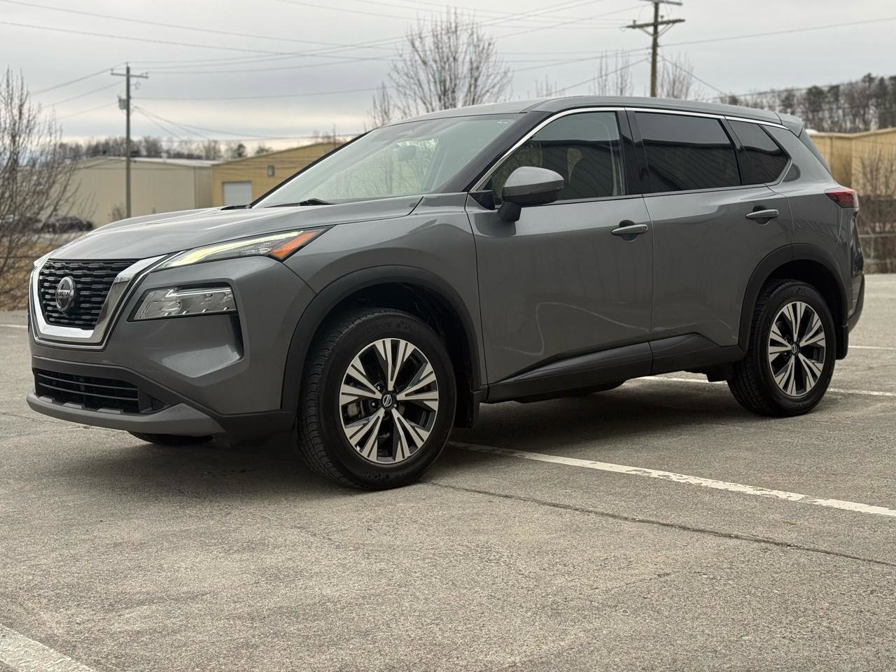 Used 2021 Nissan Rogue SV image 9