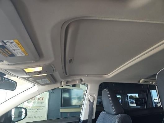 Used 2017 Toyota RAV4 XLE image 8