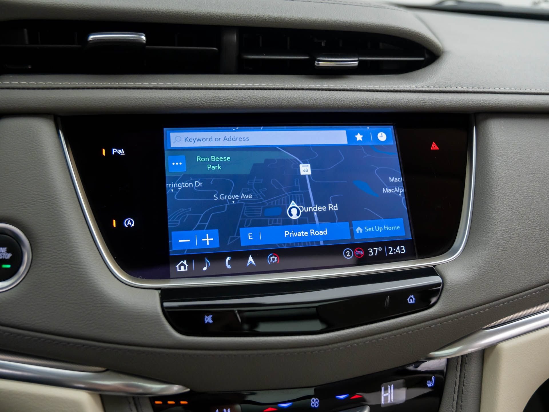 Certified 2025 Cadillac XT5 Premium Luxury w/ LPO, Floor Liner Package AWD/4WD image 29