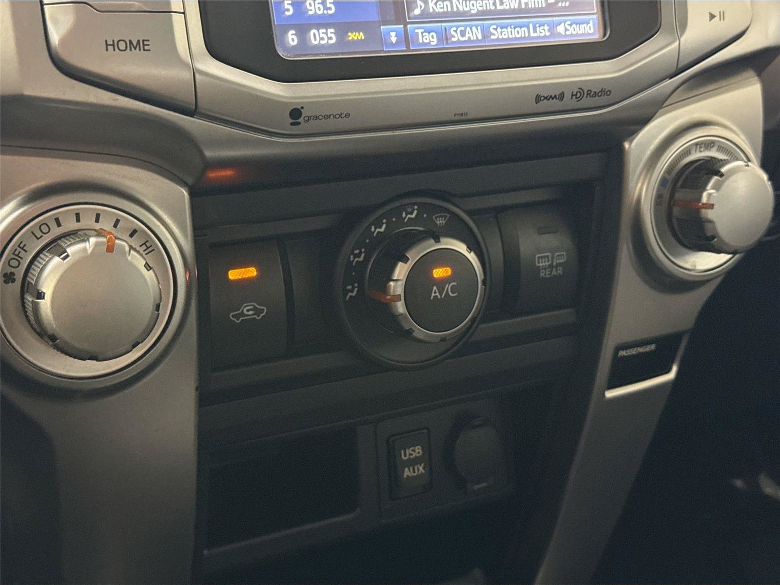 Used 2019 Toyota 4Runner SR5 AWD/4WD image 21