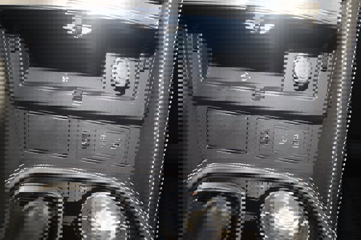 Used 2023 INFINITI QX80 Premium Select w/ All-Season Package image 30