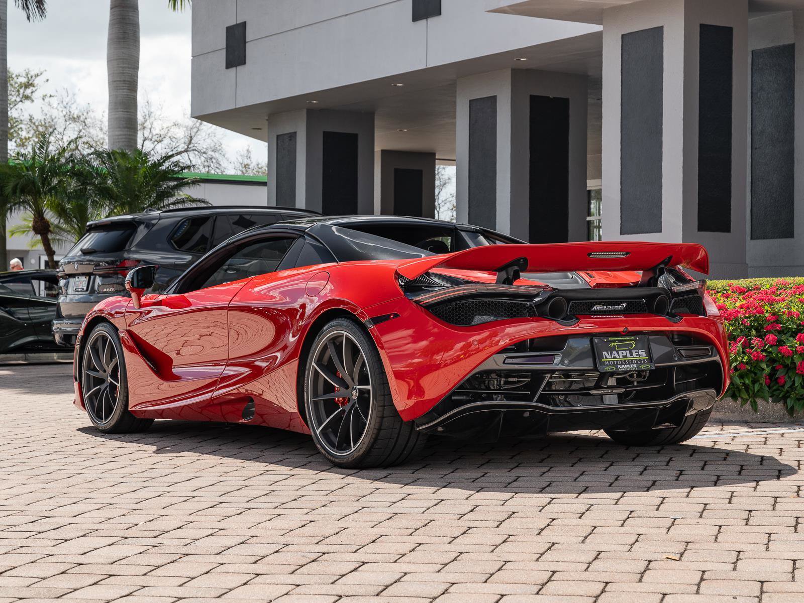 Used 2020 McLaren 720S Performance RWD image 28