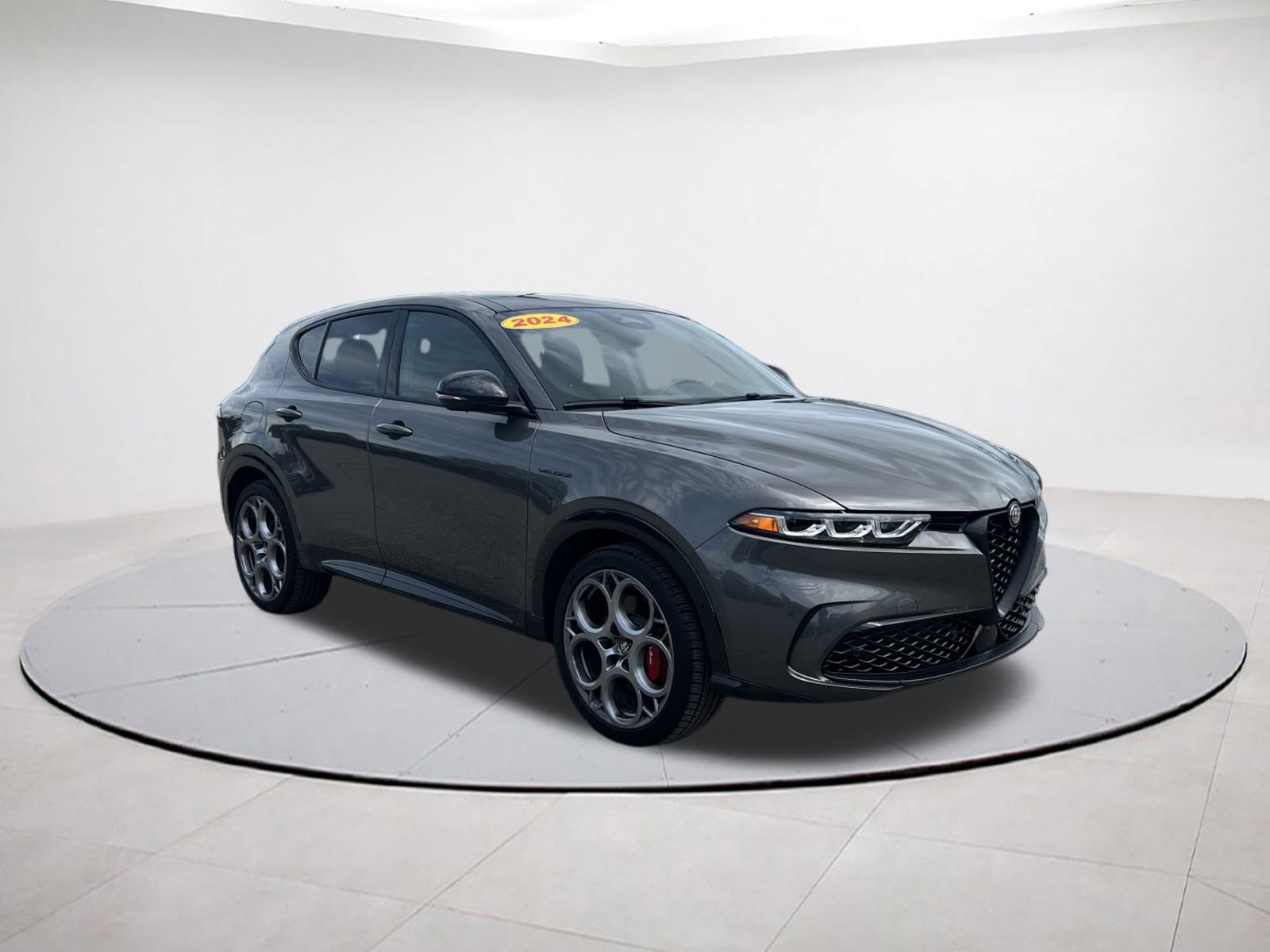 Used 2024 Alfa Romeo Tonale Veloce