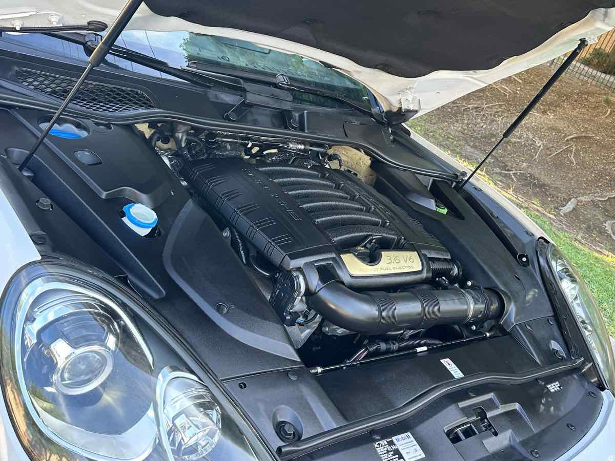 Used 2016 Porsche Cayenne AWD/4WD image 62