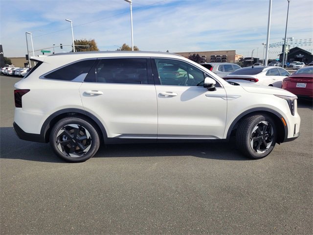 Used 2025 Kia Sorento SX Prestige image 3
