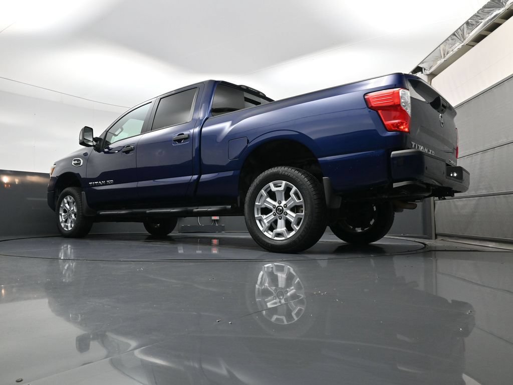 Used 2022 Nissan Titan SV w/ SV Convenience Package AWD/4WD image 22