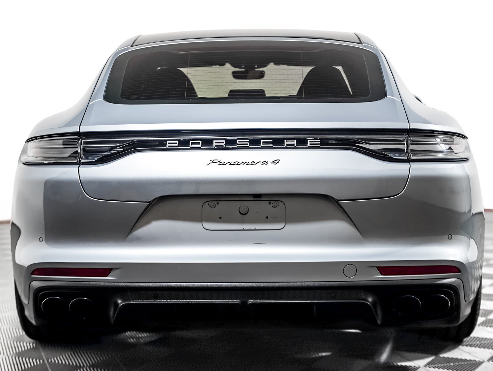 Certified 2023 Porsche Panamera 4 Platinum Edition AWD/4WD image 11