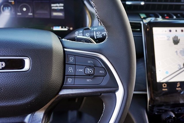 New 2023 Jeep Grand Cherokee Limited 4xe image 45