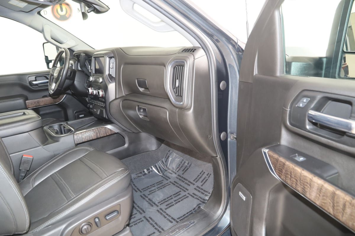 Used 2022 GMC Sierra 2500 Denali w/ Snow Plow Prep/Camper Package AWD/4WD image 43