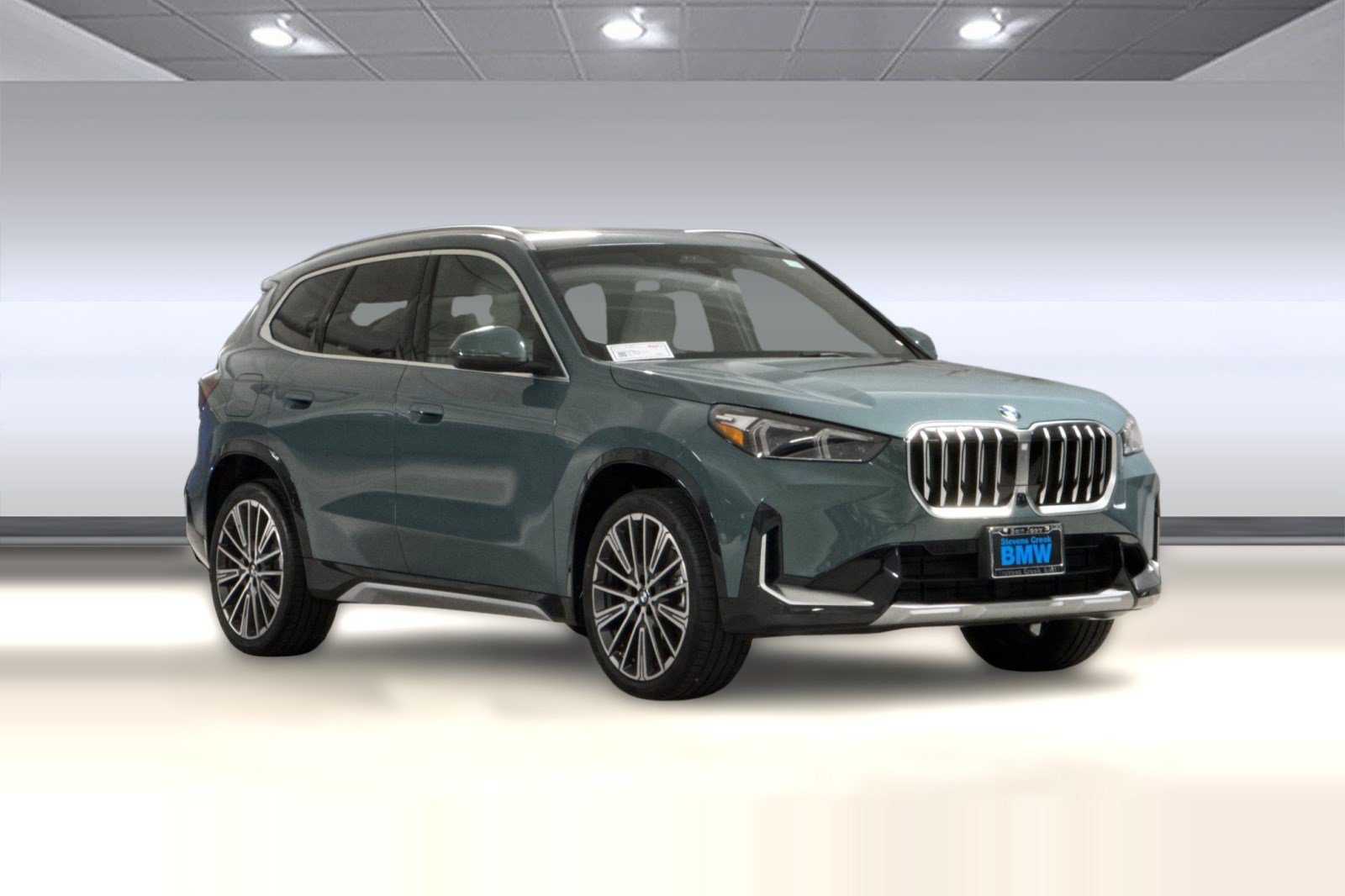 New 2026 BMW X1 xDrive28i w/ Technology Package AWD/4WD image 7