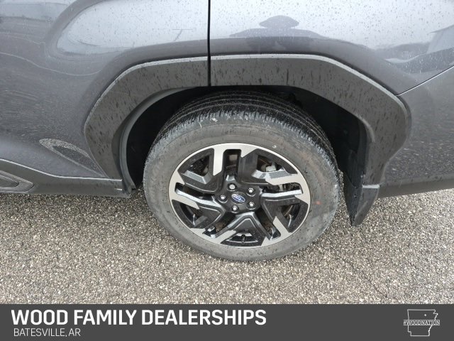 Used 2025 Subaru Forester Limited image 5