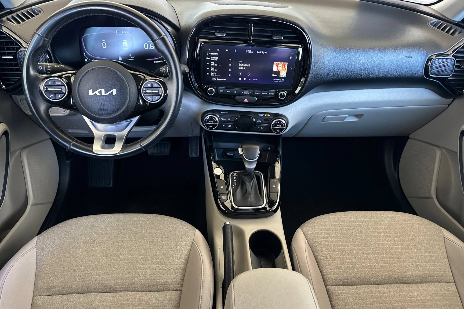 Used 2023 Kia Soul EX FWD image 14