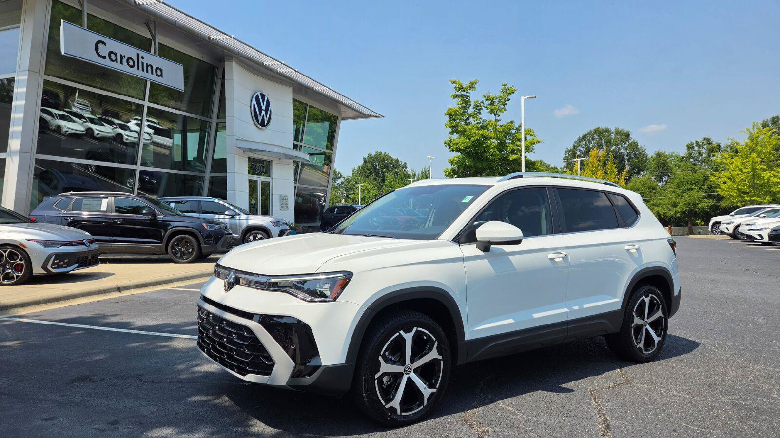 Used 2025 Volkswagen Taos SEL