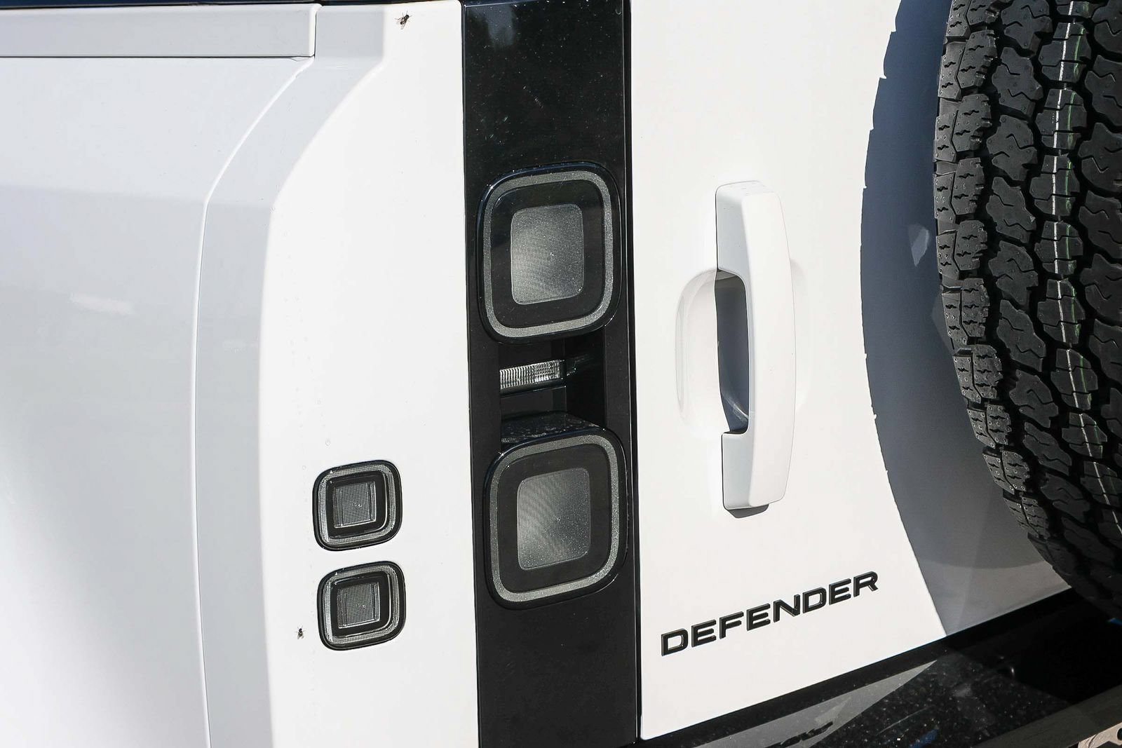 Certified 2026 Land Rover Defender 110 S AWD/4WD image 10