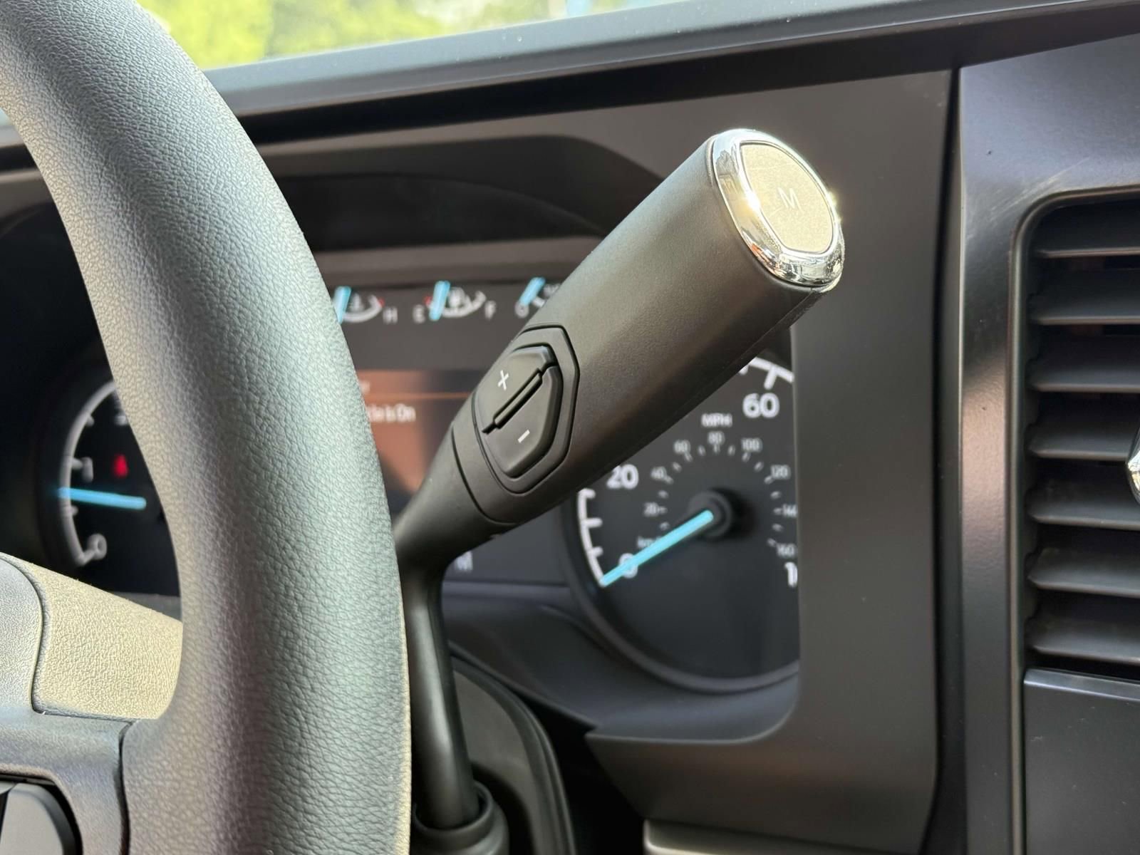New 2024 Ford F550 4x4 Regular Cab Super Duty image 17